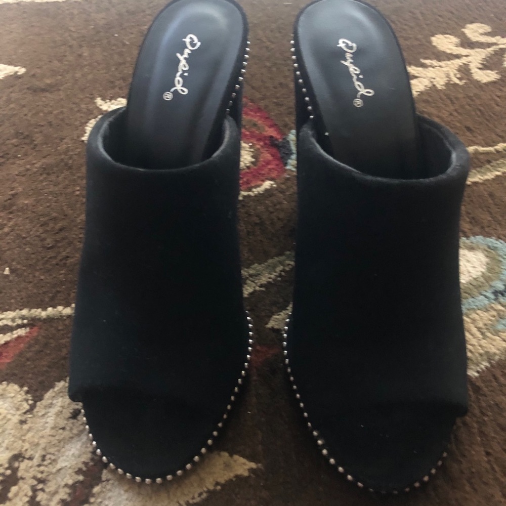 Qupid black sandals